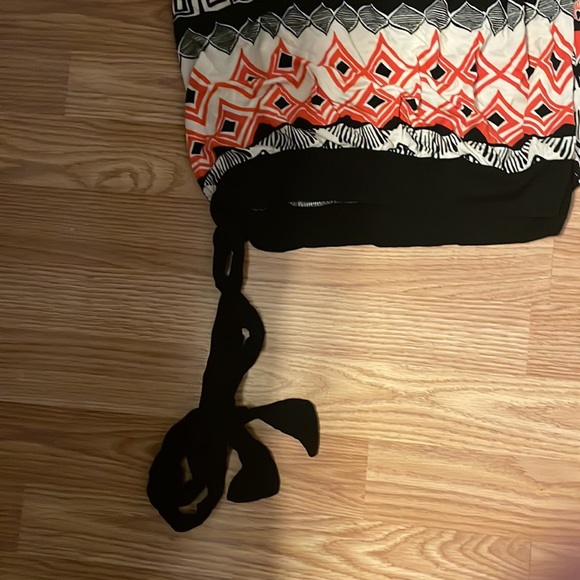 Forever 21 off the shoulders shirt size S. - Picture 5 of 5